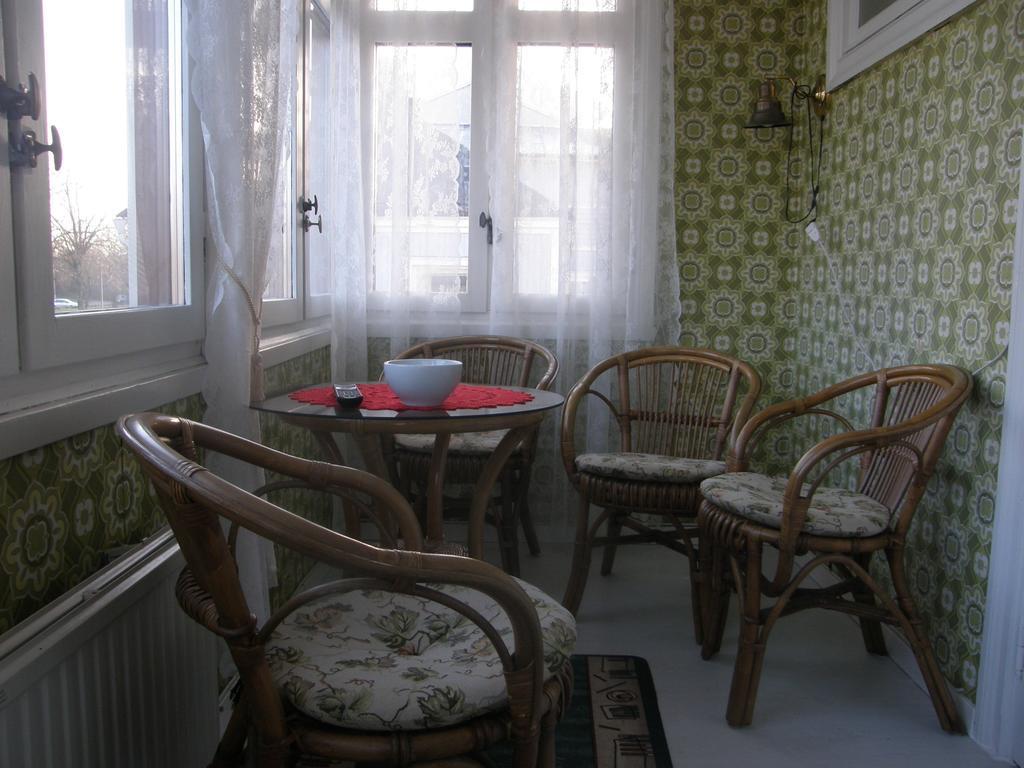 Monicas Rumsuthyrning Borgholm Kamer foto